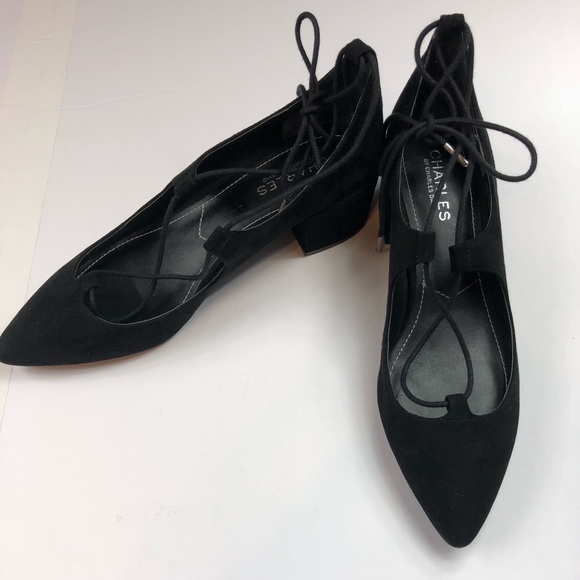 Charles David Winnie Ghillie Pump - Picture 4 of 7